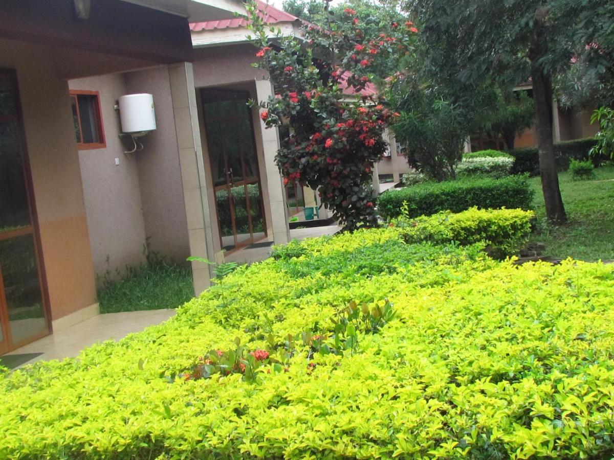Mikumi Resort Hotel Exterior photo